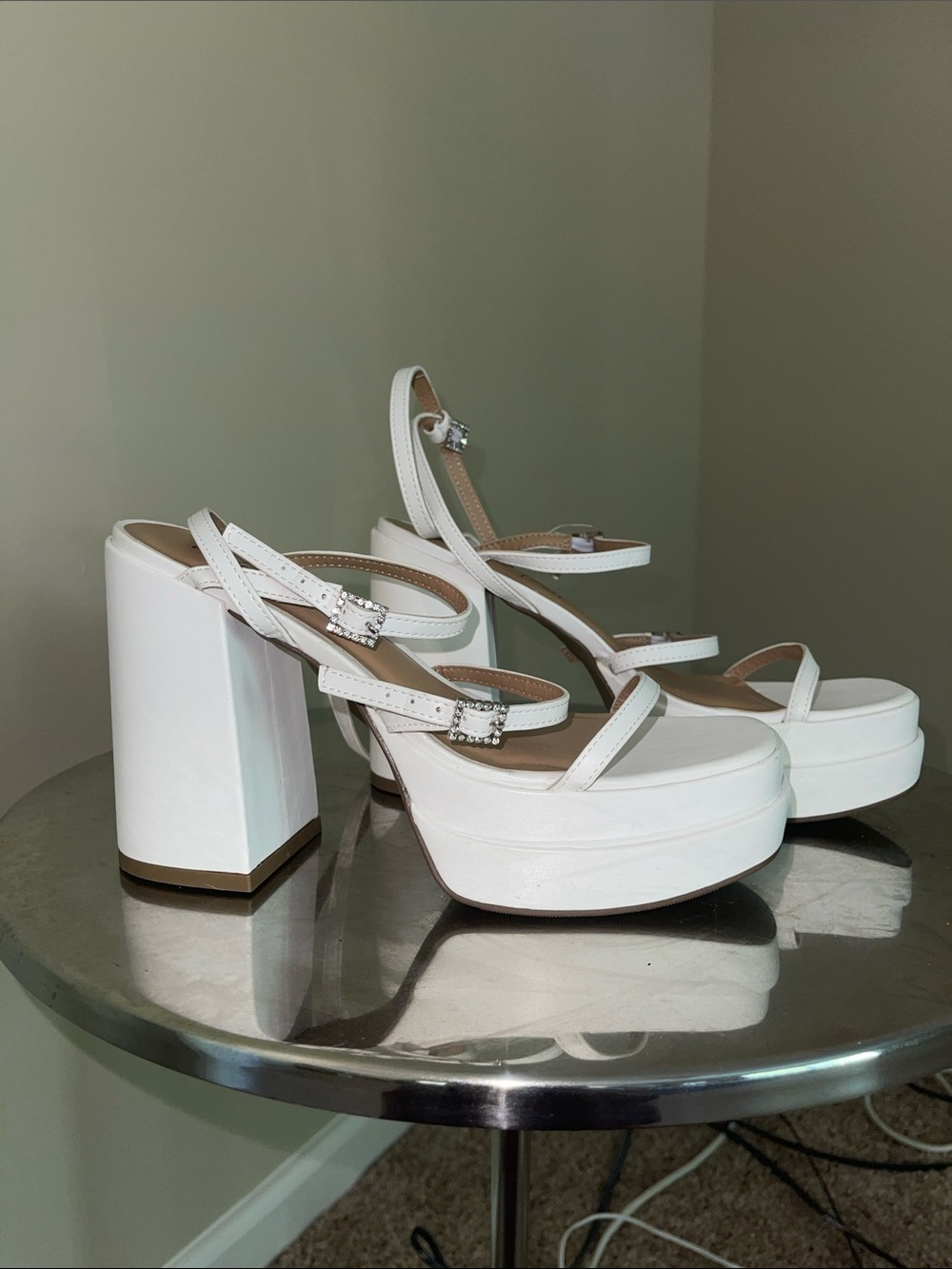 Wild Pair White Platform Strappy Block Heel Sandals with Rhinestone Buckles